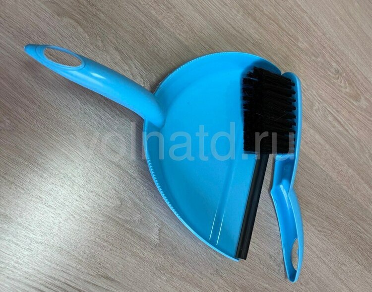Совок пластмассовый с щёткой  (набор)